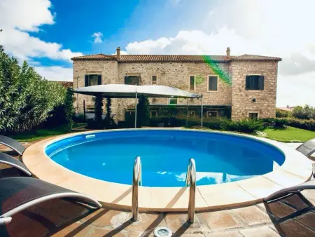 Location Maison à Gesturi 10 personnes