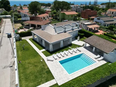 Location Maison à Fontane Bianche 10 personnes