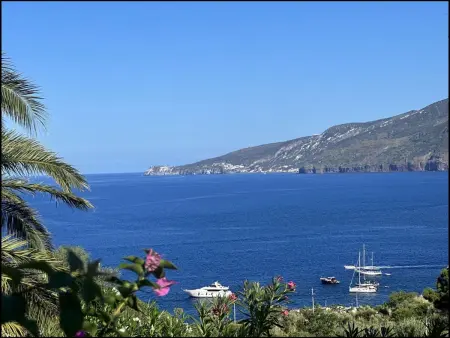 Location Maison à Malfa 6 personnes