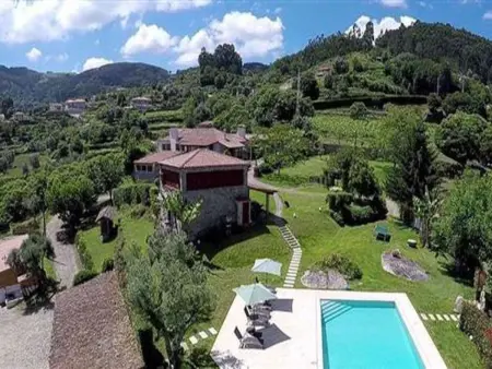 Location Maison à Calheiros 6 personnes