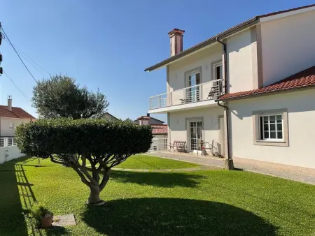 Location Maison à Esposende 8 personnes