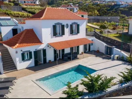 Location Maison à Arco da Calheta 6 personnes