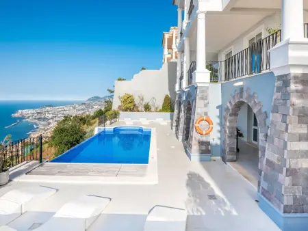 Location Maison à Madeira Funchal 8 personnes