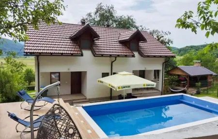 Location Maison à Otocac 8 personnes