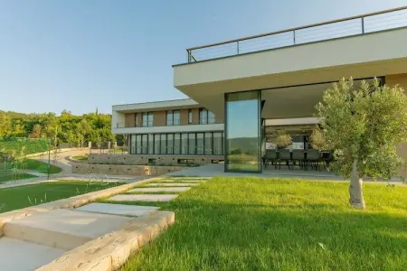 Location Villa à Splitsko dalmatinska županija 20 personnes