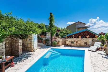 Location Maison à Maslenica 8 personnes