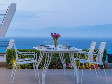 Location Maison à Melisi 6 personnes