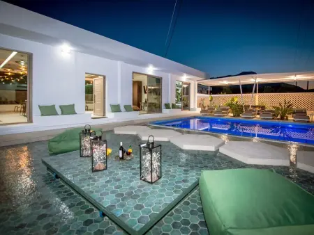 Location Maison à Archangelos 6 personnes