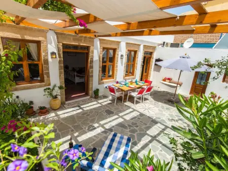 Location Maison à Ialyssos 8 personnes