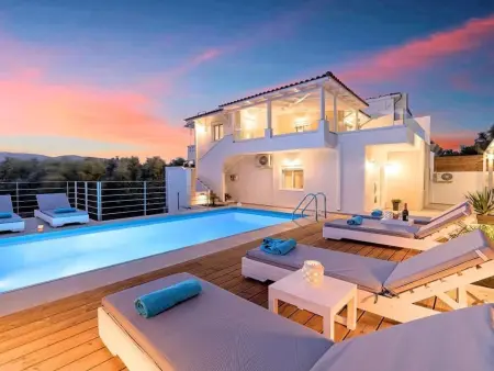 Location Maison à Agios Nikolaos 9 personnes