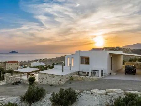 Location Maison à Matala 3 personnes