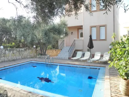 Location Maison à Agia Marina 7 personnes