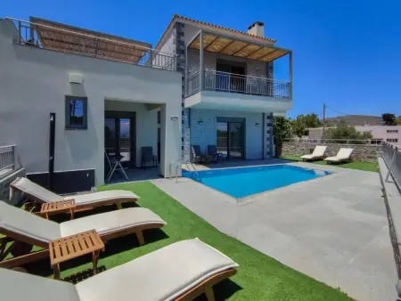 Location Maison à Agios Pavlos 8 personnes