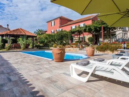 Location Maison à Ugljan Ugljan 14 personnes