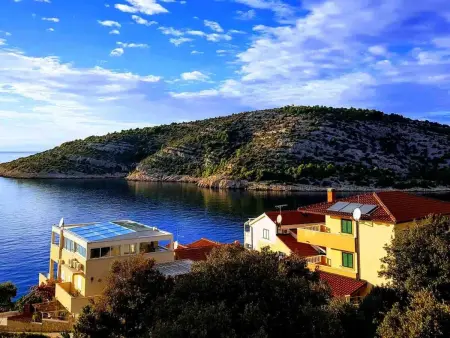 Location Maison à Rogoznica Ražanj 15 personnes