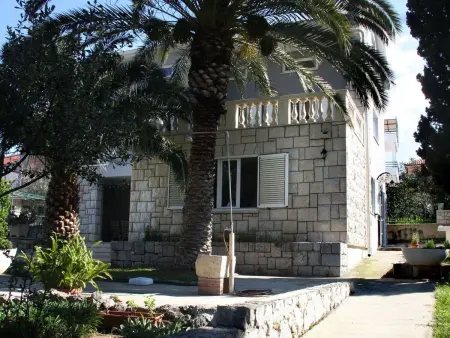 Location Maison à Mastrinka 10 personnes