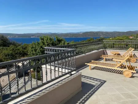 Location Maison à Drvenik Mali 5 personnes