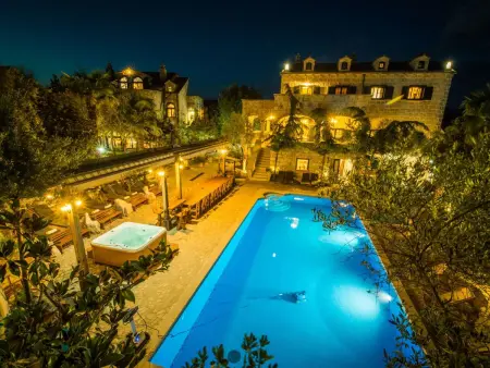 Location Maison à Zmijavci 20 personnes