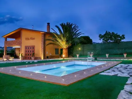 Location Maison à Petacciato 12 personnes