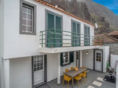 Location Maison à Arco da Calheta 6 personnes