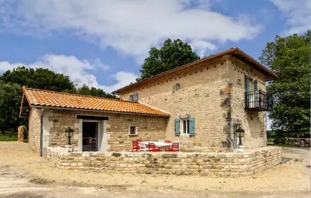 Location Maison à Lonnes 9 personnes