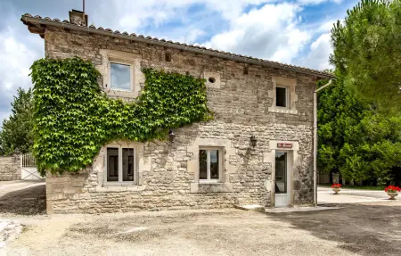 Location Maison à Lonnes 8 personnes