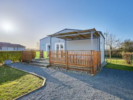 Location Chalet à Saint Germain sur Ay 4 personnes