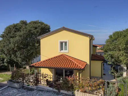 Location Maison à Dracevac 8 personnes