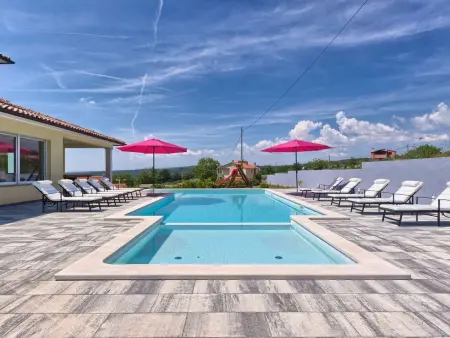 Location Maison à Pula Manjadvorci 12 personnes