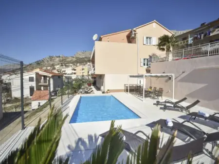 Location Maison à Solin 12 personnes