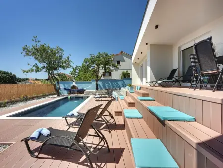 Location Maison à Bokordici 8 personnes