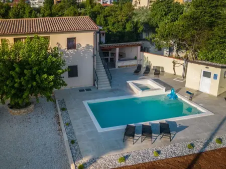 Location Maison à Fažana 9 personnes