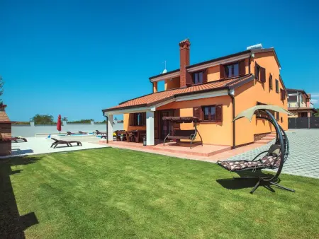 Location Maison à Pula 14 personnes