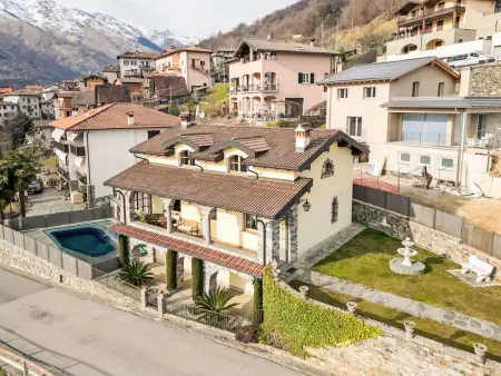 Location Villa à Stazzona Germasino 7 personnes