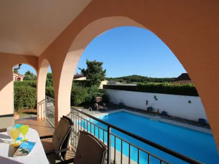 Location Maison à Dracevac 6 personnes