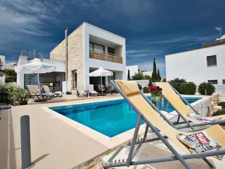 Location Maison à Agios Georgios Pegeias 6 personnes