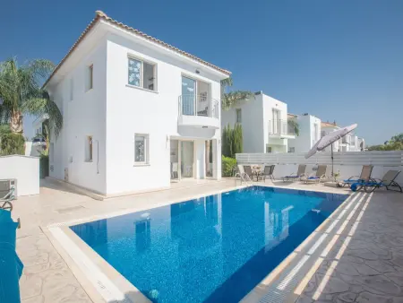 Location Maison à Agios Georgios Pegeias 6 personnes