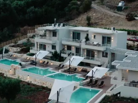 Location Maison à Plataria 6 personnes