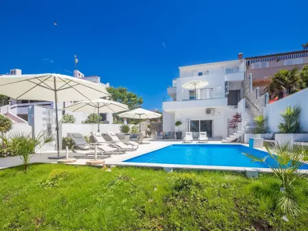 Location Maison à Krk Punat 12 personnes