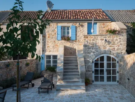 Location Maison à Vir 5 personnes