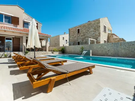 Location Maison à Privlaka 8 personnes