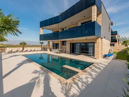 Location Maison à Privlaka 9 personnes