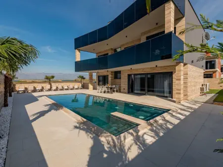 Location Maison à Privlaka 10 personnes