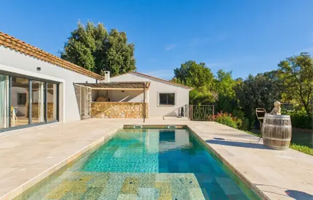 Location Maison à Montauroux 8 personnes