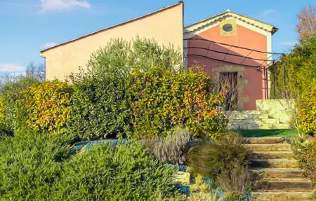 Location Maison à Mane 3 personnes