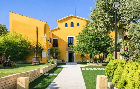 Location Maison à OLERDOLA 27 personnes