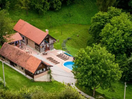 Location Maison à Novi Marof 14 personnes
