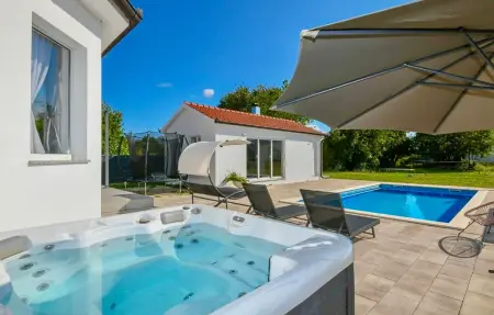 Location Maison à Postranje 10 personnes