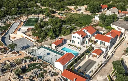 Location Maison à Trnbusi 9 personnes