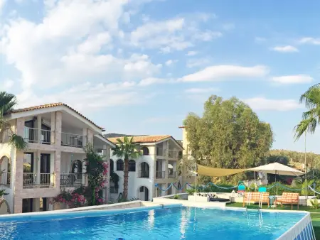 Location Maison à Thermisia 4 personnes